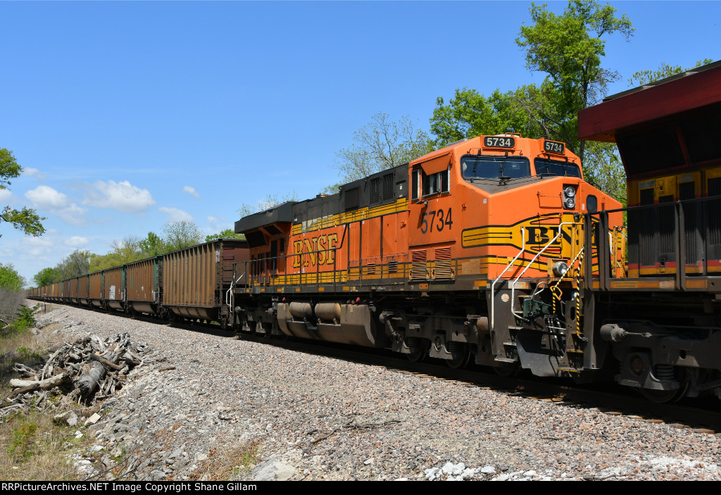 BNSF 5734 Roster shot